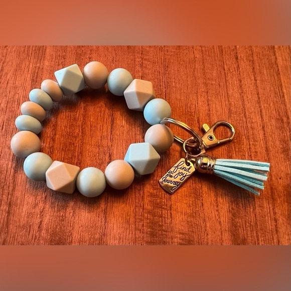 Accessories - Handmade Silicone beaded wrist Charm Keychain